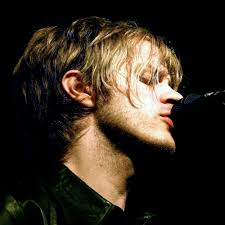 Delays Frontman Greg Gilbert Dies at 44