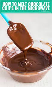 Melting Chocolate Can Be Tricky But I M Going To Show You A Few Simple Steps For How To M Melting Chocolate Chips How To Melt Chocolate Chips Melting Chocolate