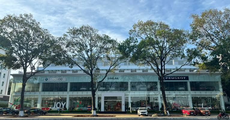 CÔNG TRÌNH THI CÔNG SHOWROOM PEUGEOT ĐẮK LẮK - Thi công nội thất tại Đà Nẵng