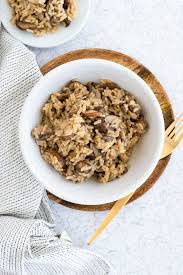 Dieses Beliebte One Pot Rezept Mit Reis Und Pilzen Ist Schnell Gemacht Lecker Und Vegan Eine Aromatische Rei Rezepte Mit Reis One Pot Rezepte Mit Reis Lecker