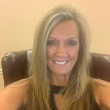 Lisa Toombs (@lisatoombs69)