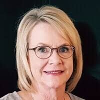 Brenda Ochs's Instagram, Twitter & Facebook