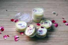 Ich verrate ihnen, wie es geht. 10 Tolle Rezepte Zum Thema Lippenbalsam Selber Machen