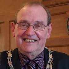 I've heard via email elsewhere about a non Hilton dude perhaps  known.....the name rings a bell : Some of you guys might remember  Northfield loon Eric Leiper, who has sadly passed away