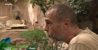 Elefant, Tiger & Co." Im Doppelpack (TV Episode 2025)