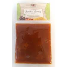 Laksa consists of thick wheat noodles or rice vermicelli with chicken, prawn or fish, served in spicy soup based on either rich and spicy curry coconut milk or on sour asam (tamarind or gelugur). Tokogembira Bami Goreng Mild Biological Bumbu 90g Tokogembira Nl