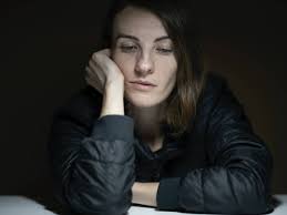 Por qué la soledad puede ser tan agotadora como estar sin comer