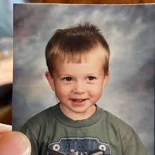 Mark Eichholz's Instagram, Twitter & Facebook