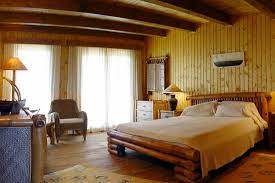De marea neagra si este format din mai multe vile green village resort**** din delta dunarii este structurat pe 3 zone de cazare, cu vile de 4*, si anume Green Village Resort 4 DescoperÄƒ Eco Romania
