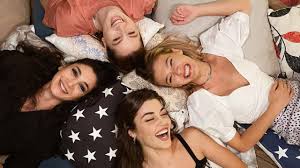 Yine aynı tarihte rol aldığı arka sokaklar dizisinde nil karakterini oynadı. The Cast Of Love Is In The Air Supports Melisa Dongel I Am Always Here For You Writes Kerem Bursin News Of Series Memesita