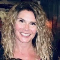 Holly Lorenz's Instagram, Twitter & Facebook