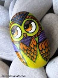 Tas Boyama Sanati Baykus Sanat Boyali Kayalar Taslar