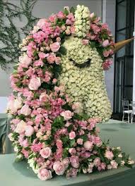 Pin By Liliana Torregrosa On Bloemen In 2020 Unique Flower Arrangements Flower Arrangements Floral Arrangements