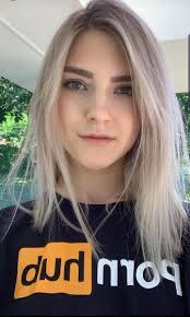 Check spelling or type a new query. Pretty Girls On Twitter Eva Elfie