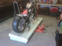 Diy motorcycle lift table diy motorcycle lift set back worldwide tech how to's events plans from the ww2 armor civilise motorcycle training. Homemade Motorcycle Lift Homemadetools Net