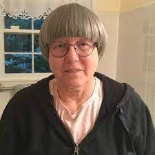 Arlene Arp's Instagram, Twitter & Facebook