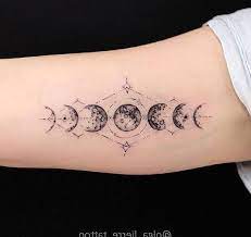 The moon is considered the queen of heaven and represents in many cultures the woman and her power on earth. Magical Moon Tattoo Designs You Don T Want To Miss Sooshell Moon Tattoo Designs Tattoos Moon Tattoo