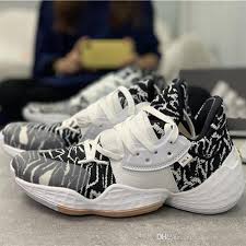 General view of james harden of the houston rockets shoe at toyota center on march 08, 2019 in houston, texas. 2021 2020 New James Harden Vol 4 Mens Basketball Shoes 4 Mvp Gca Lemonade James Men Designer Trainers Fashion Sports Sneakers Size40 46 From Factory Sneaker 110 84 Dhgate Com