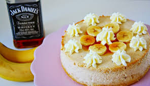Den pudding kochen, dann die butter und das kokosfett dazugeben und so lange rühren bis sich alles aufgelöst hat. Banana Bourbon Cheesecake Cinnamon Coriander