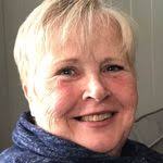 Deanna Brink's Instagram, Twitter & Facebook