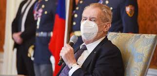Zeman nejprve k odchodu vlasty chramostové a k tomu, že předseda ústavního soudu pavel rychetský pavel rychetský se v poslední době plete do politiky, aniž by k tomu byl kompetentní. Zeman Ano Rychetsky Chce Na Hrad Mate O Nem Spatnou Predstavu Parlamentnilisty Cz Politika Ze Vsech Stran