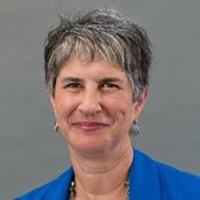 Julie Staggs's Instagram, Twitter & Facebook