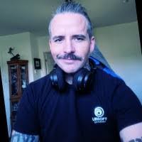 Aaron Plank's Instagram, Twitter & Facebook