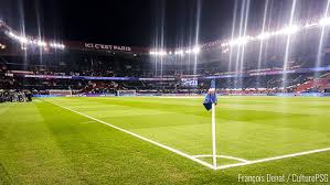 The parc des princes will host a number of games in the rugby world cup next year, and stade francais sometimes use it for european cup games, so it's it's sure, gecko, that parc des princes is an old stadium. Le Parc Des Princes S Apprete A Changer De Nom Vl Media