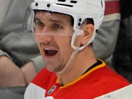 NHL-stjärnan Michael Backlund spelar VM med Tre Kronor