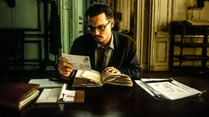 He is contacted by the renowned collector of books about the devil boris balkan, who has just acquired the rare the nine gates of the kingdom of shadows from the collector andrew telfer, to verify whether his book is authentic or a forgery. The Ninth Gate Netflix