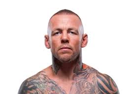 Ross Pearson's Instagram, Twitter & Facebook