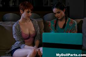 Pornstar Bree Hypnotized Into Worshipping Kaylas Ft | Pornstar.actor