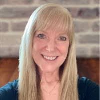 Mary Thiessen's Instagram, Twitter & Facebook