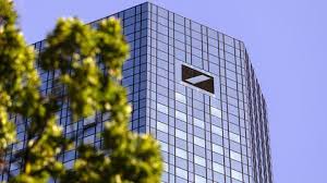 Zb goetzpartners keine chance ist absoluter quatsch, kenne einige die dort ihr erstes praktikum absolviert haben. Wege Zur Astrazeneca Impfung Zwei Verletzte Nach Lkw Kollision Auf A5 Noch Vier Kandidaten Auf Eintracht Liste Hessenschau De Der Tag In Hessen