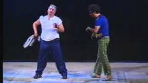 Panariello ripropone in ordinati sketch tutti i suoi personaggi più noti al grande pubblico, senza un vero filo conduttore che li tenga: Giorgio Panariello Alchetron The Free Social Encyclopedia