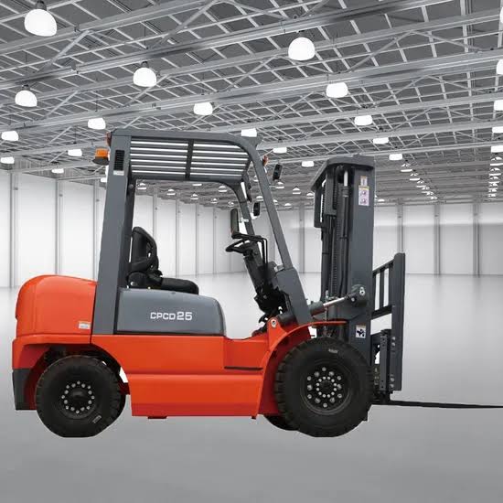 Vmax 2.5 ton Diesel Pallet forklift Truck