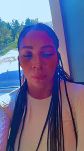 Alicia Tinker's Instagram, Twitter & Facebook