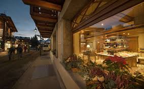 Webcam sulla spiaggia di lignano e città, web camera streaming e immagini aggiornate ogni 5 minuti tutte le vedute panoramiche riprese dalle nostre web camera sono in alta risoluzione è posizionate nei punti più alti per farvi ammirare al meglio le spiagge della località e del centro storico. Webcam Livigno Hotel Compagnoni