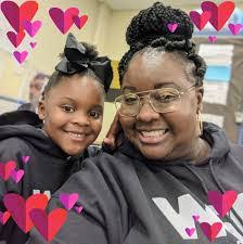 Kevin Eckardt's Instagram, Twitter & Facebook