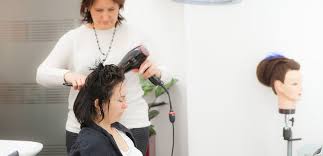 Brightens up my under eye so much. Produkte Im Friseur Salon Haarkonzept In 1040 Wien