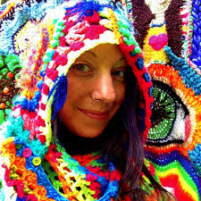 How to make granny square fitted clothes with straight lines?