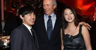 This collaborative piece stages conversations and critiques so as to be stylistically. Informacion Sobre Gran Torino De Clint Eastwood Y Hmong En Detroit Exoviajes