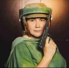 Hoy queremos felicitar por su cumpleaños a nuestra fundadora del Star Wars  Fan Club El Salvador, Lizette Meza. Que la Fuerza esté siempre con usted y  siga llevando el grupo a grandes