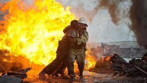 Fernsehdokumentation (44 minuten) 1996 von reinhard schneider (www.schneiderfilm.com)ende april 1986 herrschte im kernkraftwerk gundremmingen bei ulm. Chernobyl Abyss 2020 Film Trailer Kritik