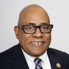 Aaron Sievers's Instagram, Twitter & Facebook