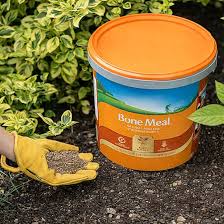 Natural Plant Feed Bonemeal Fertiliser - 8kg Bone Meal Plant Food & Root  Builder Garden Fertiliser with Topline Card for Outdoor Garden Plants, ...