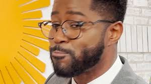 Nate has his morning rouTEAne perfected 🍯🍵