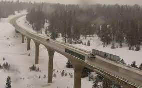 Trucking in the west during winter crossing the sierra range at donner summit, california. Update I 80 Reopened Sierrasun Com