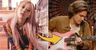 John mayer's first serious electric guitar was a fender stratocaster stevie ray vaughan signature model, purchased sometime around 1996. Incysajurpw95m