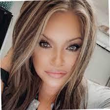 Tiffany Haire's Instagram, Twitter & Facebook